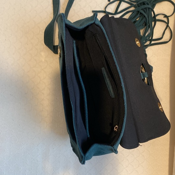 Forever 21 Fringe bag - Picture 9 of 9